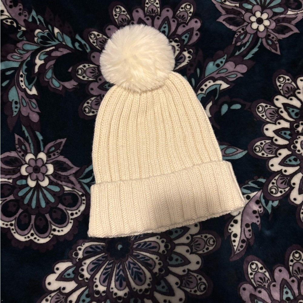 Athleta ribbed Pom beanie